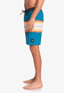 Quiksilver BOARD - Shorts - Seaport -Quiksilver 2a45a44bdb8d4e9ea47a151477962b13