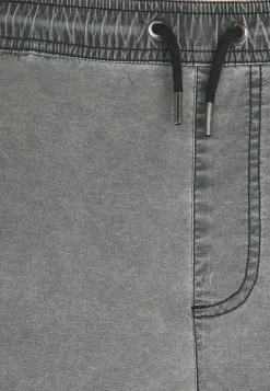 Quiksilver TAXER - Shorts - Black -Quiksilver 351bc226ec8a428aa676a2b5dd03cad1