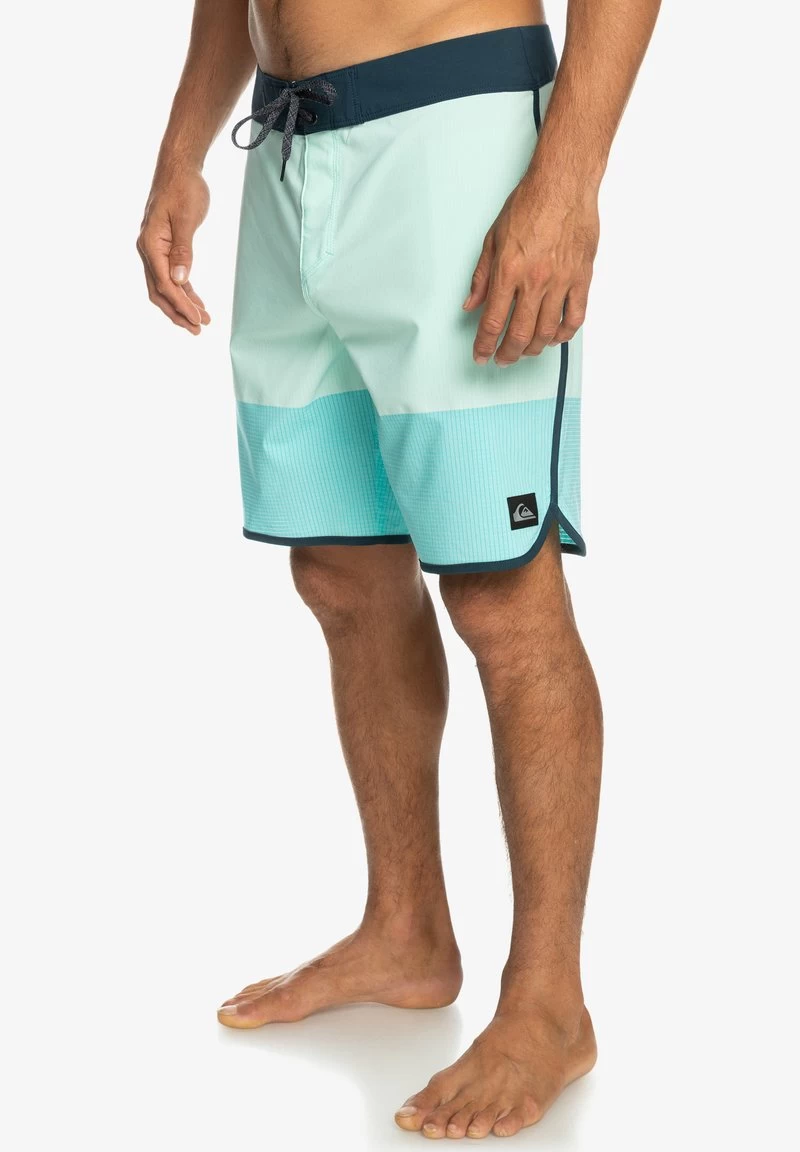 Quiksilver HIGHLITE SCALLOP - Badeshorts - Beach Glass 6 Quiksilver HIGHLITE SCALLOP - Badeshorts - Beach Glass – Bild 4