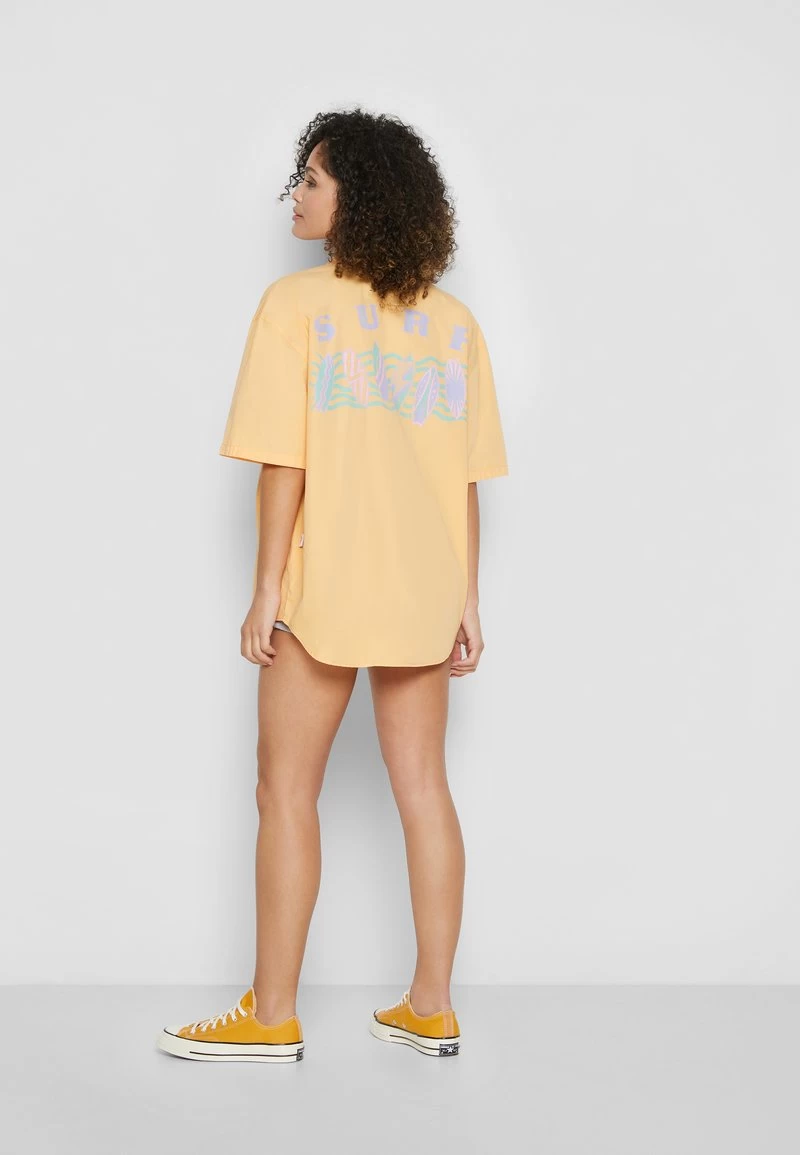 Quiksilver STRANGER THINGS THE MIKE TOURIST SHIRT - Hemd - Mock Orange 6 Quiksilver STRANGER THINGS THE MIKE TOURIST SHIRT - Hemd - Mock Orange – Bild 4