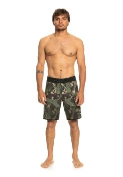Quiksilver -Quiksilver ca5d45cdde414690badc0def9ab8f690